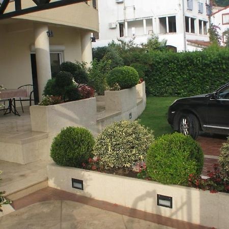 Apartmani Mirenza บุดวา ภายนอก รูปภาพ